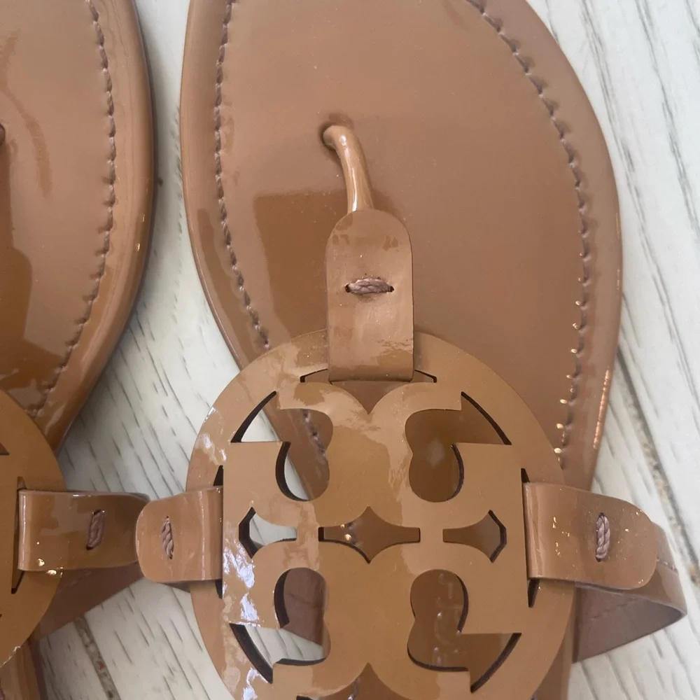 Tory Burch Tan Miller Sandals Iconic Glossy Patent Leather Design - Picture 7 of 10